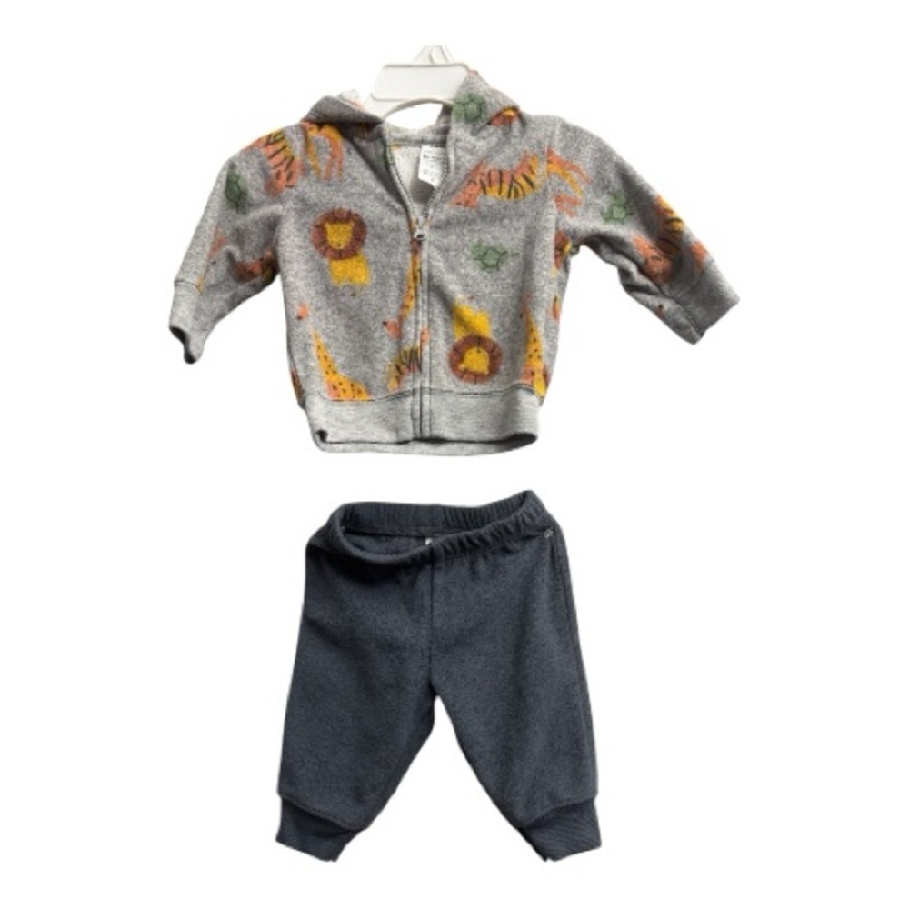 CARTER’S- Gray Animal-Print Hoodie & Charcoal Joggers Set size 3 months